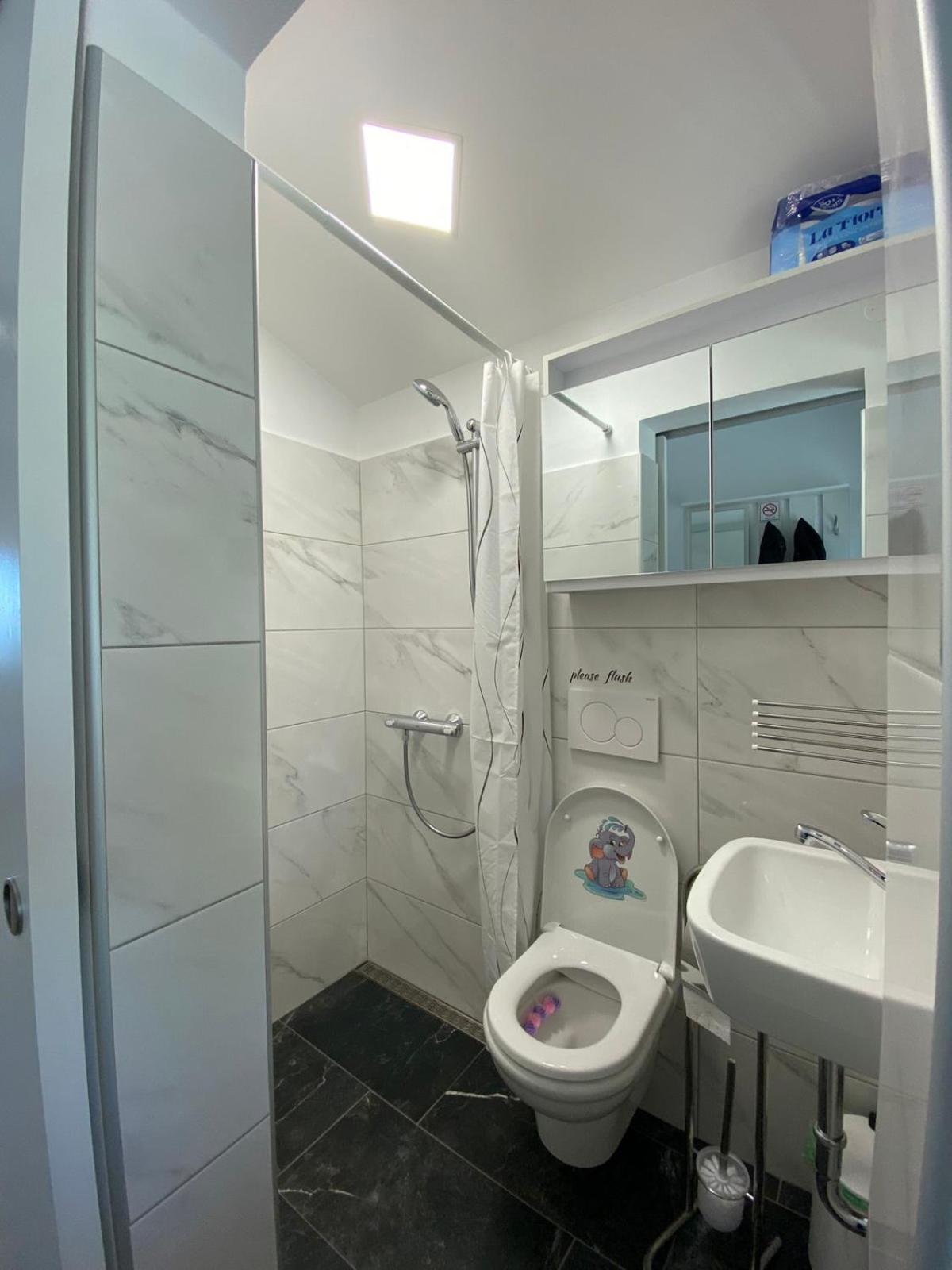 Apartma Vista Baredi Izola Dış mekan fotoğraf