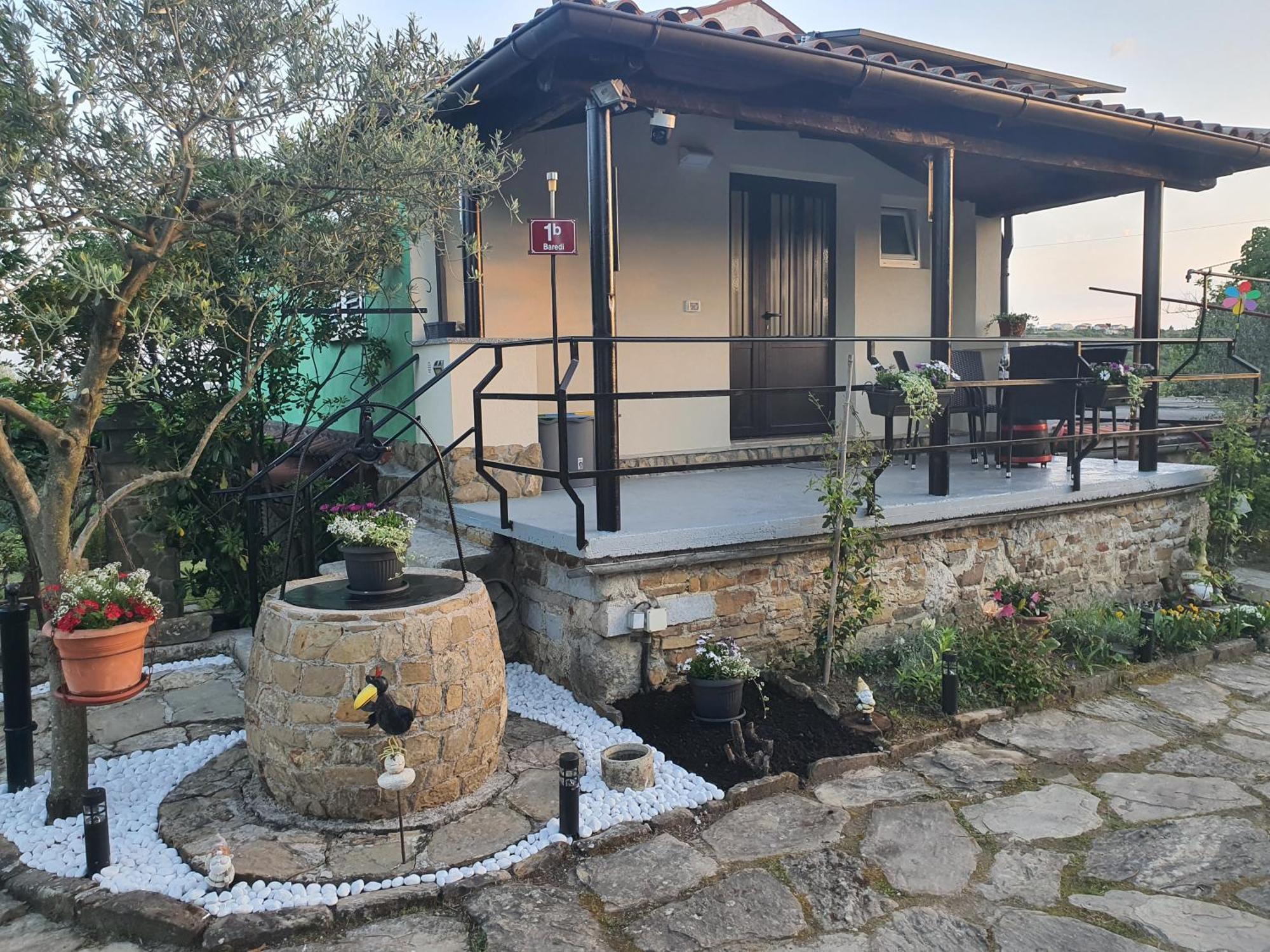 Apartma Vista Baredi Izola Dış mekan fotoğraf